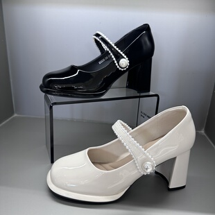 茵茵家2026春秋季新款法式圆头粗跟浅口玛丽珍鞋女一字带高跟单鞋