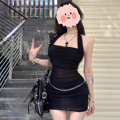 黑色挂脖吊带背心女外穿