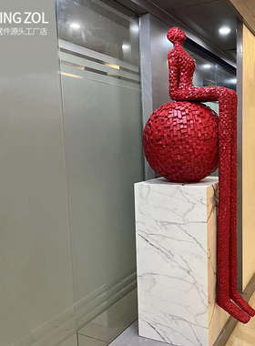 中山古镇展厅人形酒店大堂艺术馆迎宾抽象积木条纹长腿美女玻璃钢