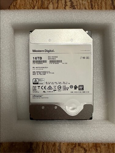 16T二手企业级硬盘，顺丰保价到付，青木开车链接，不懂不要拍