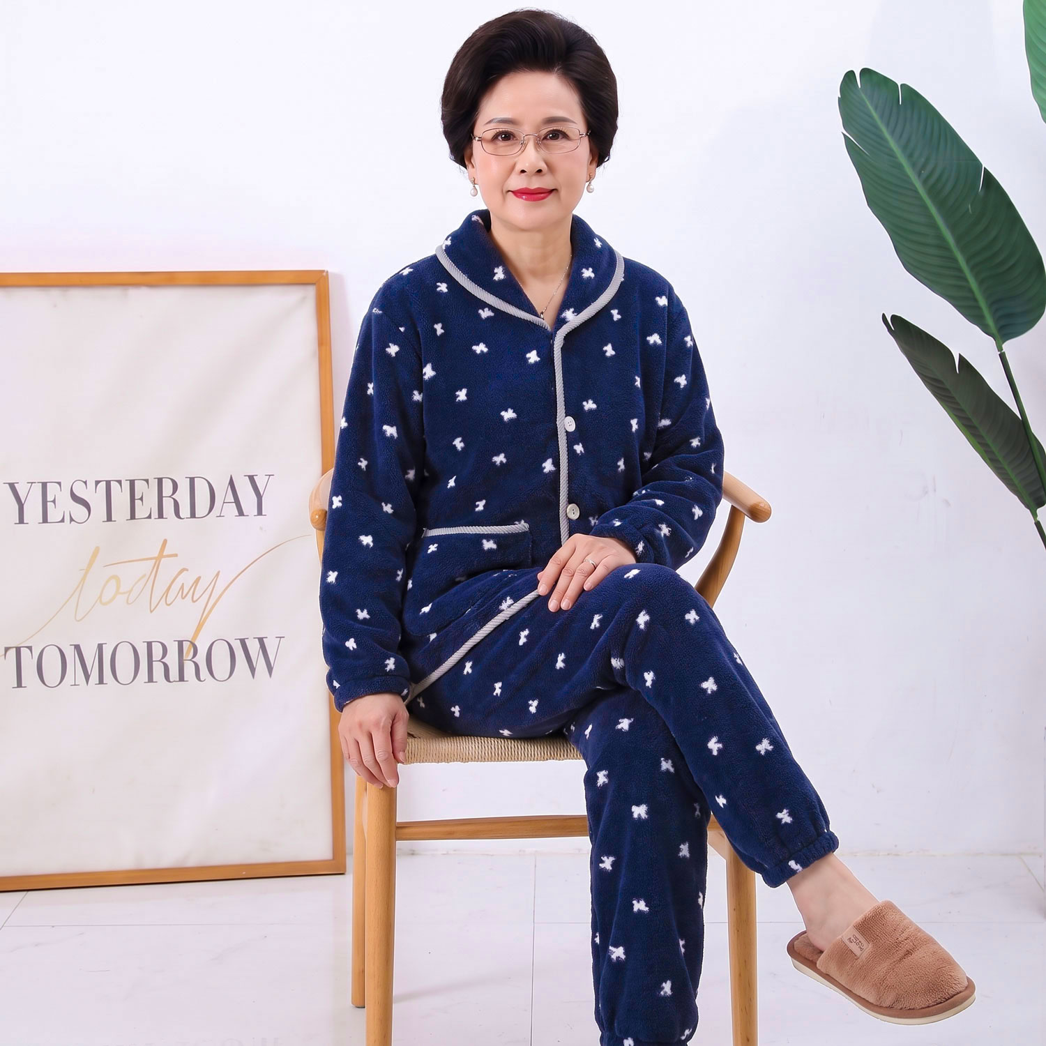 秋冬中老年女士加厚妈妈睡衣套装