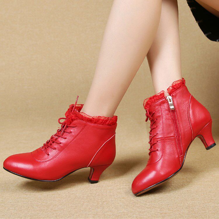 女高跟红色软底真皮短靴现代交谊广场舞蹈鞋拉丁舞鞋加绒花边秋冬