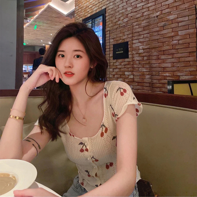 赵露思jennie风樱桃夏装同款衣服