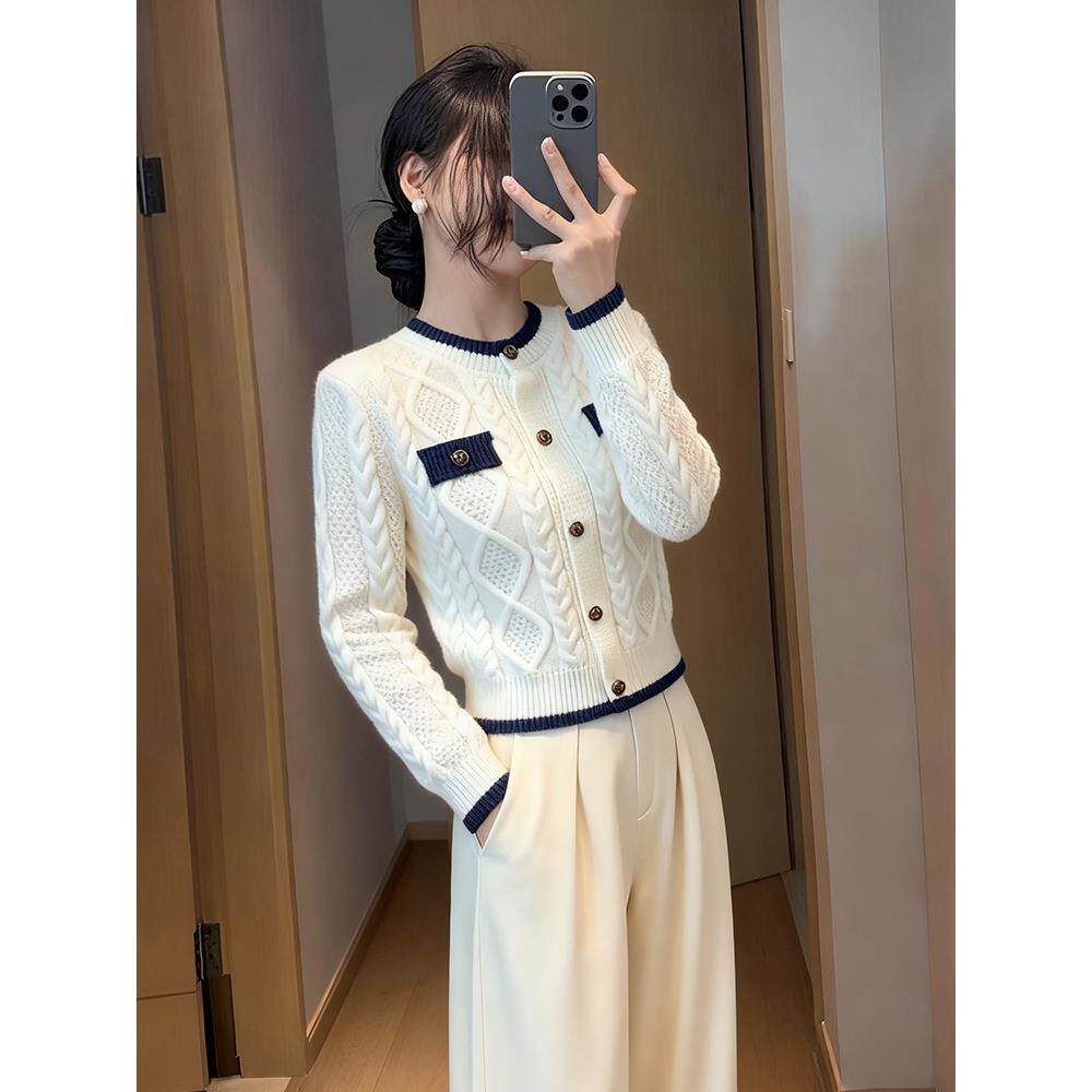 韩版洋气减龄撞色麻花纹针织衫女2025秋季新款优雅百搭显瘦外套潮