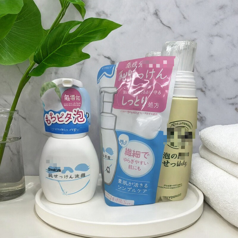 日本委托代买氨基酸洁面慕斯无添加香精温和洗面奶