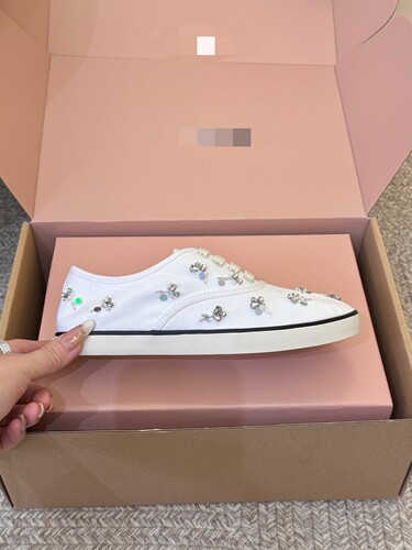 春日小碎花水钻亮片帆布休闲鞋女26春夏新款少女系带踏春运动板鞋