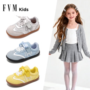 女童鞋子儿童银色德训运动板鞋2026新款春季大童轻便女孩超火百搭