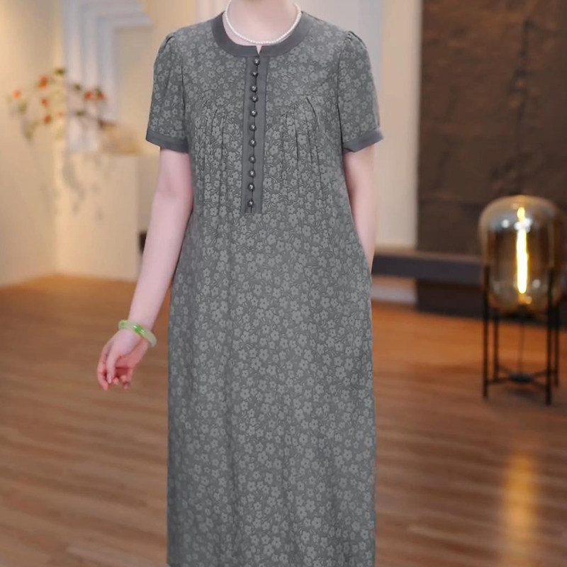 高档时尚冰竹丝连衣裙2026夏季新款大码女装气质宽松显瘦洋气裙子