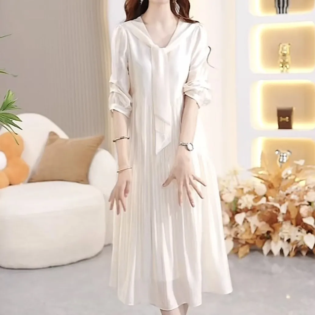 2026年春秋新款妈妈半身裙礼服套装高端V领五分袖两件套连衣裙女