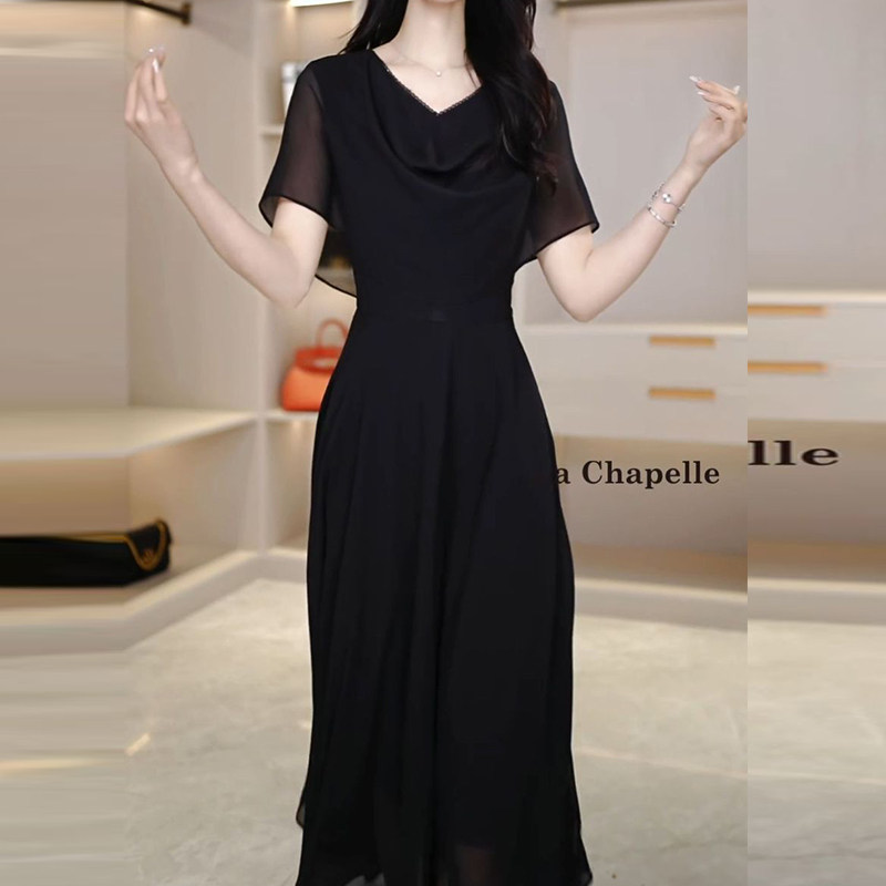 冰丽丝连衣裙2025夏季新款女装时尚气质显瘦遮肚子赫本风法式裙子