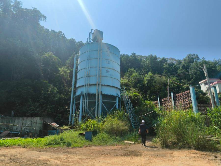 2月5日云浮某公司内的一批机械设备及其配套设施（详情请仔细阅读本竞买公告及竞买须知）网络拍卖公告