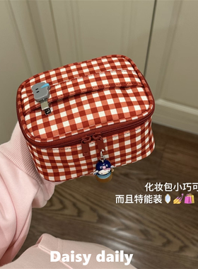 新款复古红色格子化妆包ins风便携旅行手提化妆品收纳小包洗漱包