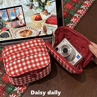 圣诞红格子化妆包女2026外出便携大容量化妆品收纳包旅行洗漱包