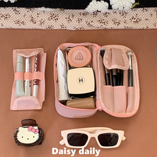 化妆刷收纳包女2025新款 便携大容量眼影刷子分区袋旅行外出洗漱包