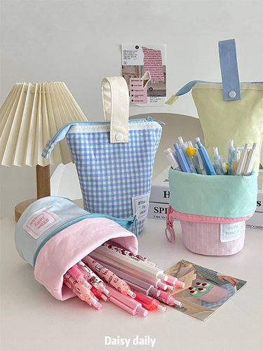 日系马卡龙撞色笔筒可折叠笔袋