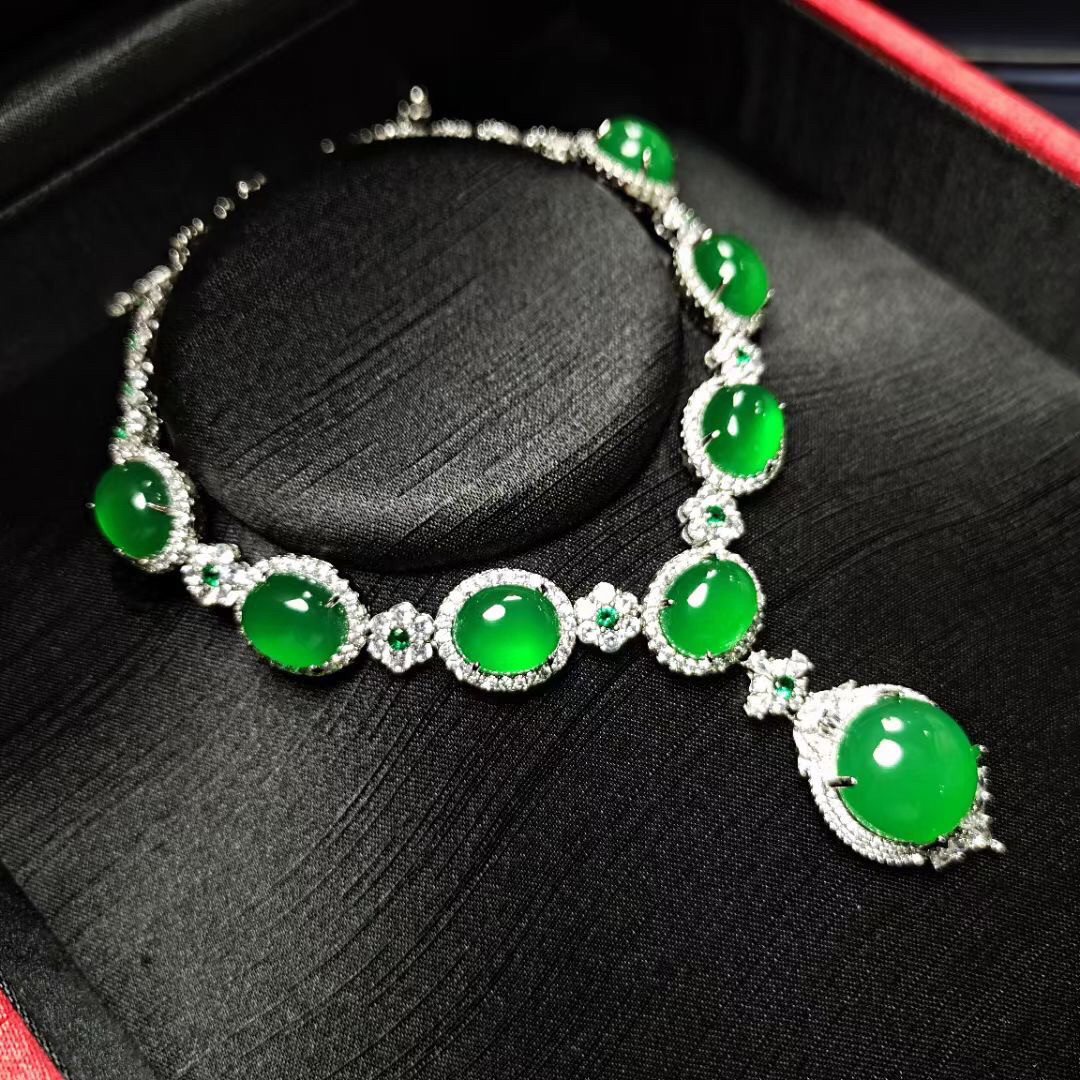 老坑冰种绿玉髓项链925银镀金镶嵌翡翠帝王绿吊坠宝石锁骨链玉坠