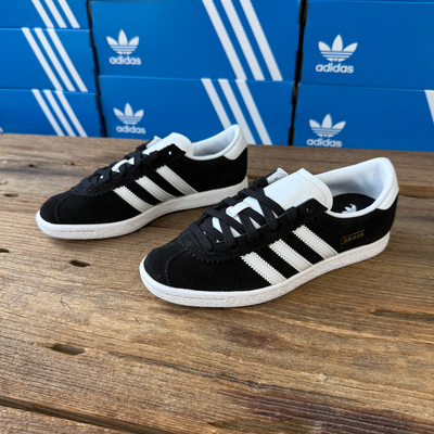 阿迪达斯三叶草男子休闲板鞋