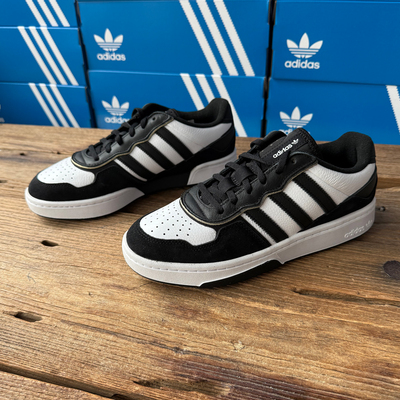 阿迪达斯男女同款舒适百搭板鞋