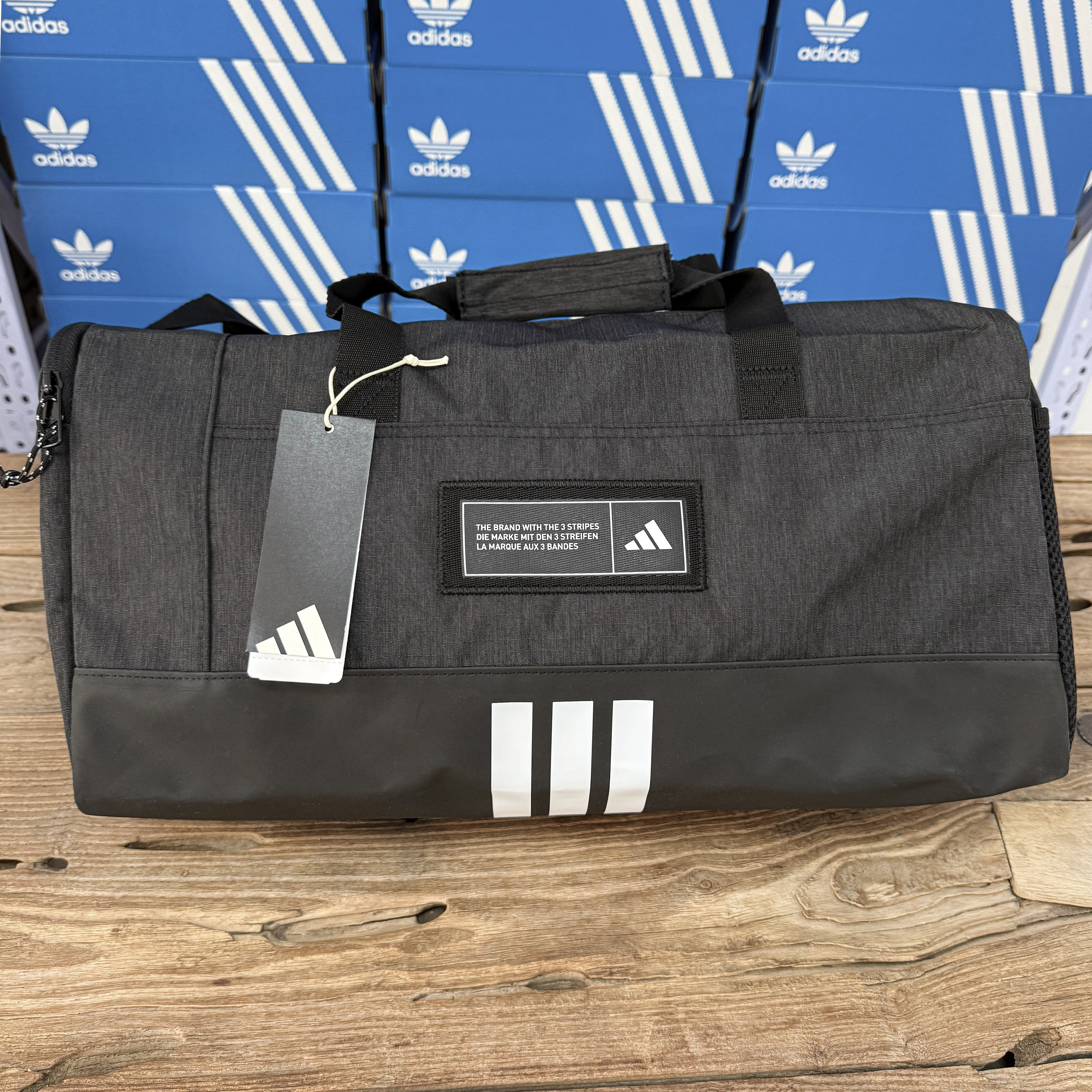 Adidas阿迪达斯男女通用旅行健身运动一款多用大容量包 IM5523