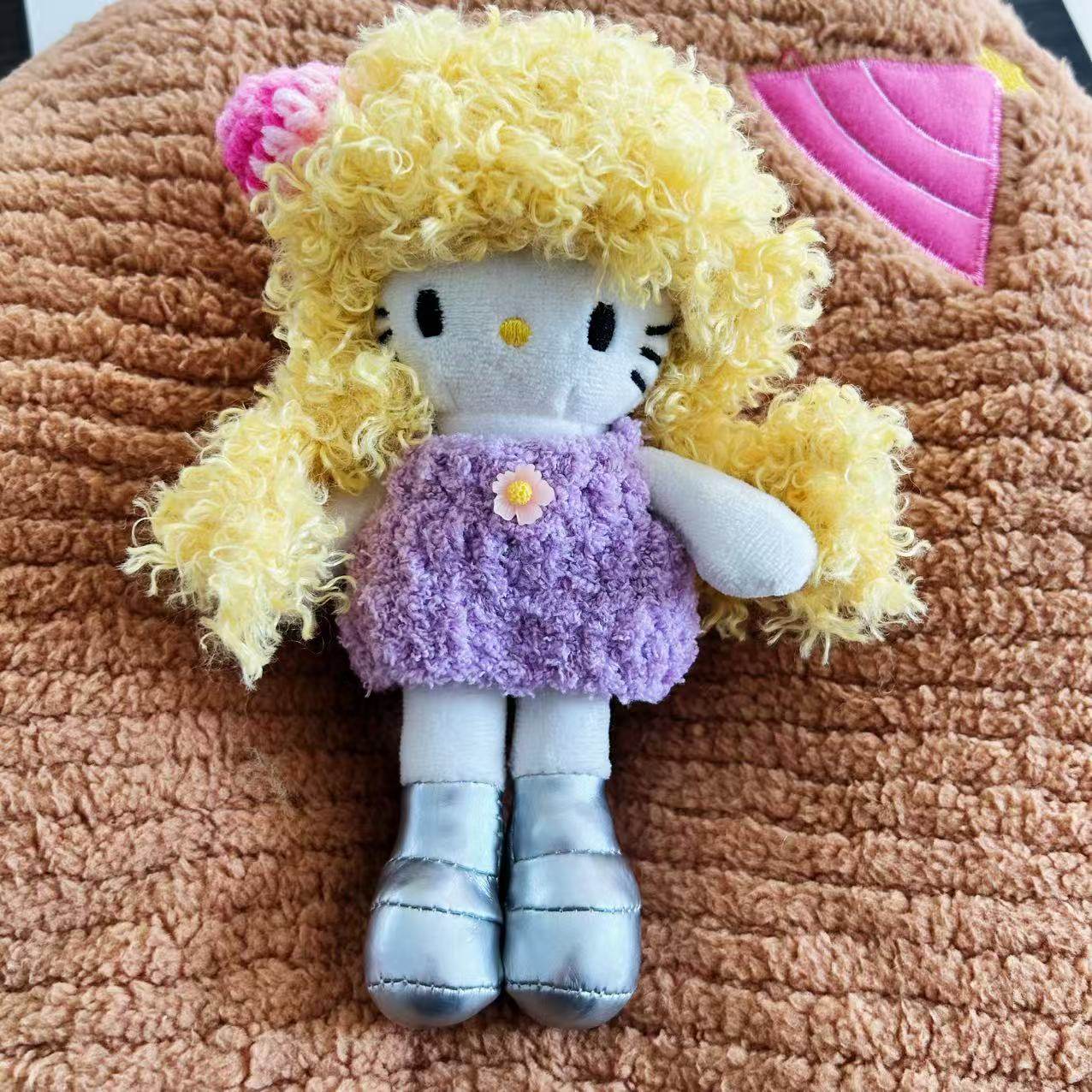 网红凯蒂猫hellokitty毛绒公仔马卡龙洋气手勾可拆假发泡芙娃裙