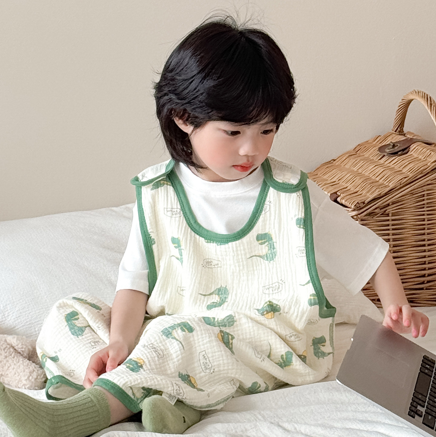 儿童睡袋春夏季纱布背心婴儿纯棉防踢被薄款无袖男宝护肚连体睡衣