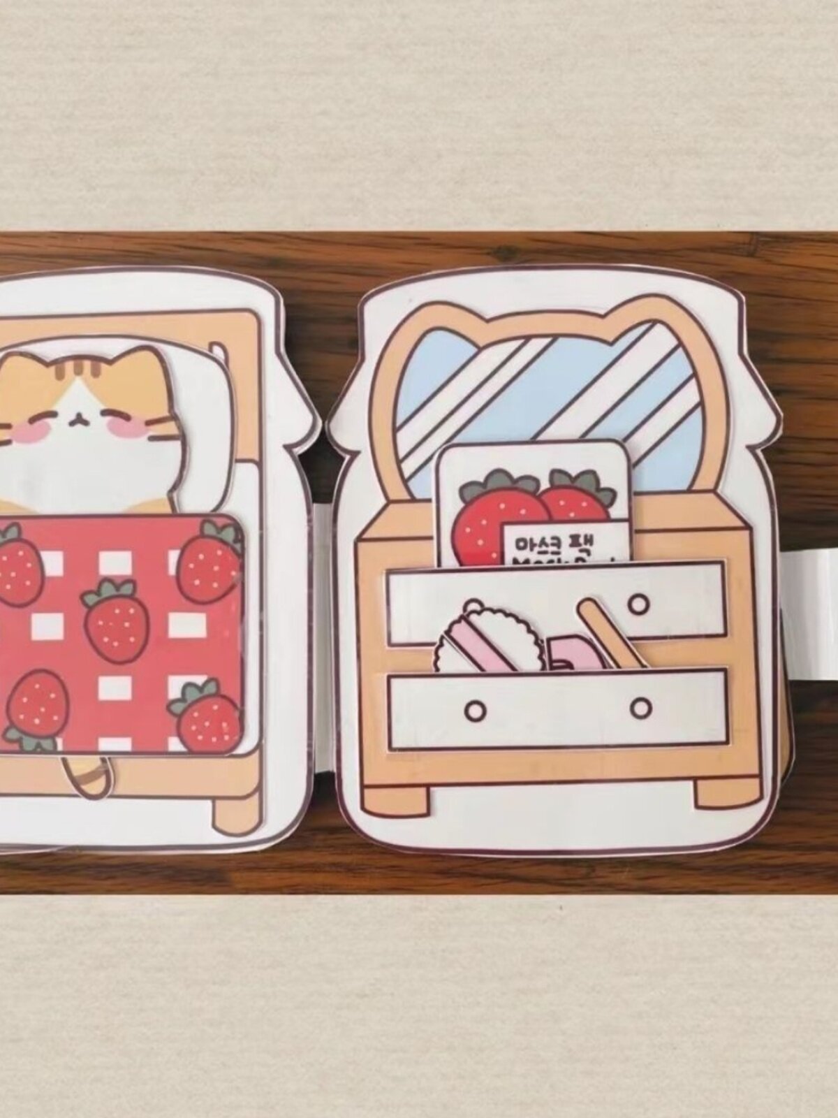 MEOW MEOWS STRAWBERRY MARMALADE PINCHING JOY DECOMPRESSION TOY GIRL DRESS UP CUTE FUN QUIET BOOK