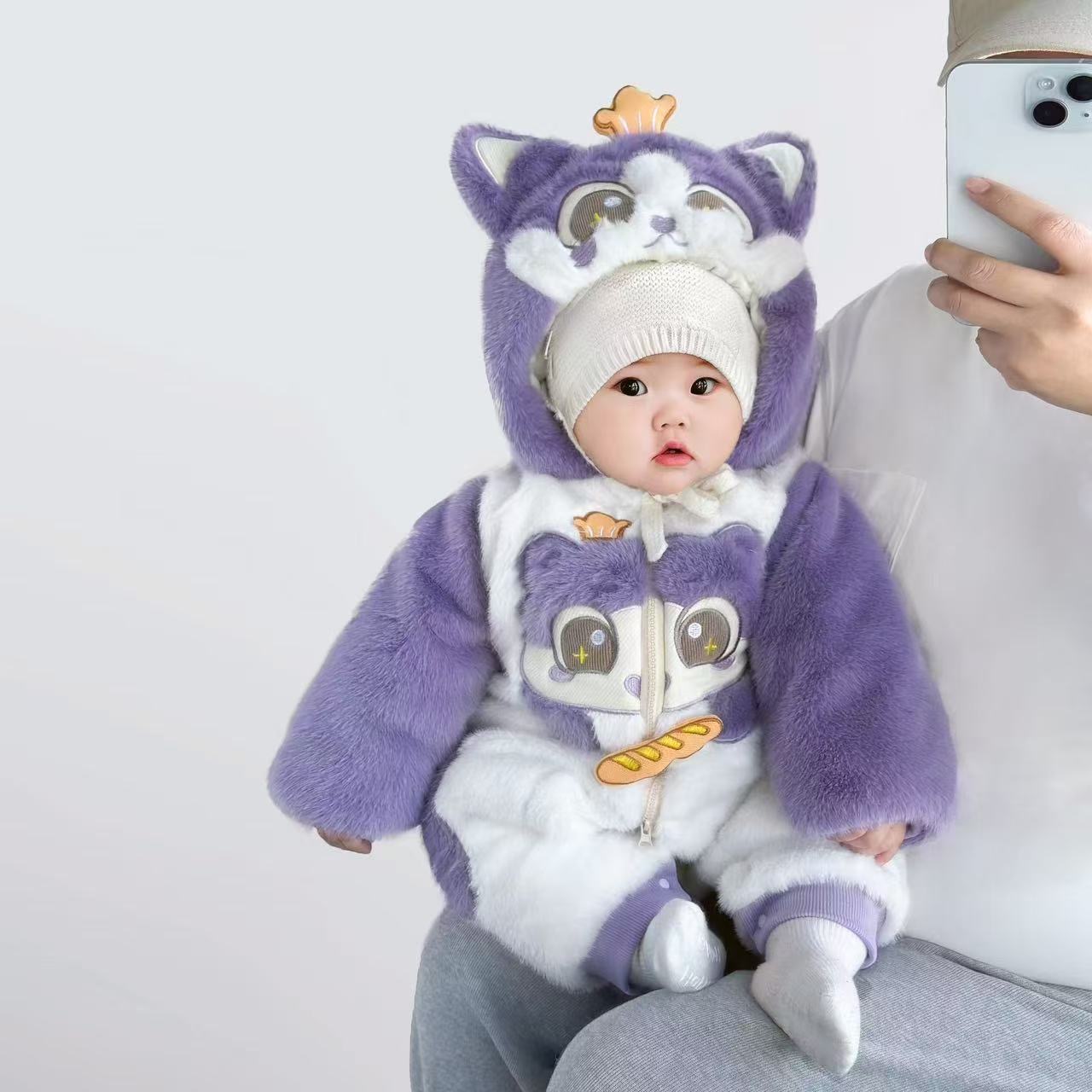 婴儿秋冬衣服加绒加厚连体衣男女宝宝冬装外出服新生幼儿厚款外套