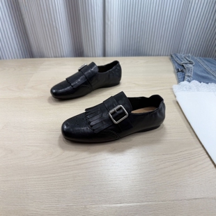 欧货牛皮雕花乐福鞋女2026秋冬新款加绒平底真皮英伦风小皮鞋单鞋
