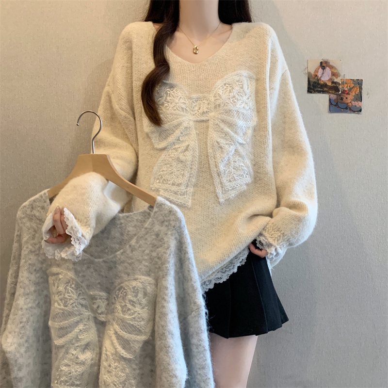 高级感时尚蝴蝶结蕾丝边毛衣女秋冬新款胖MM慵懒风遮肚显瘦针织衫