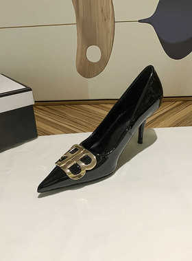 2024新款双b漆皮性感职业黑色浅口单鞋字母bb扣尖头高跟鞋女细跟