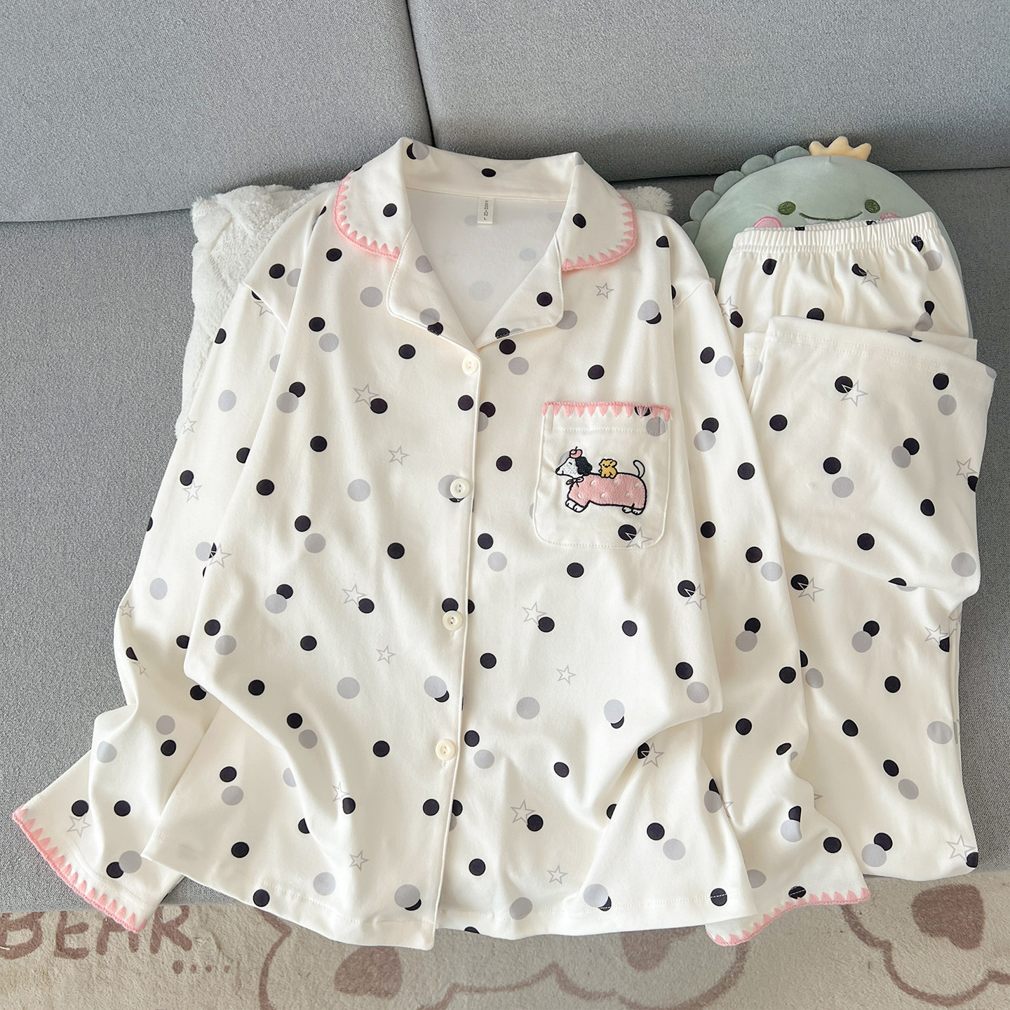 德绒睡衣女款秋冬保暖长袖套装波点小狗翻领春秋薄绒家居服可外穿