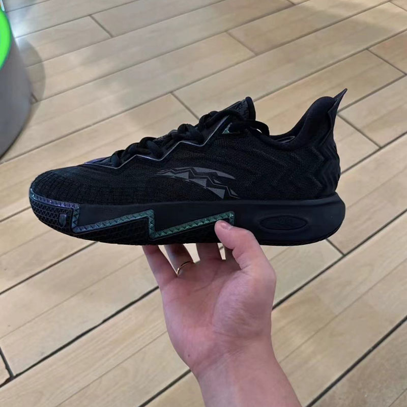 安踏欧文2代实战训练运动篮球鞋