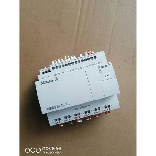 金钟穆勒PLC控制器820-DC-RCX 实物拍摄，包