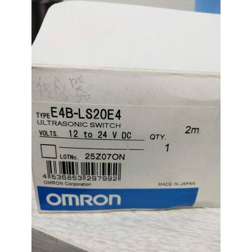 超声波传感器E4B-LS20E4