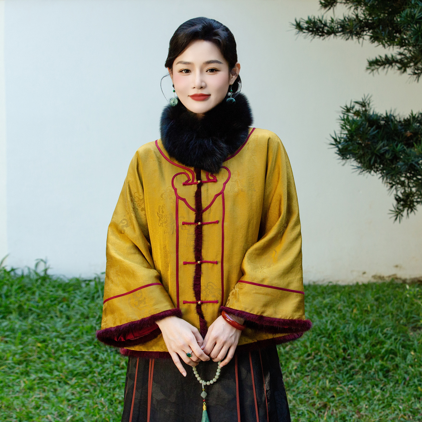 华族经典唐装女加厚羊绒棉40姆香云纱高端如意中式上衣外套251104