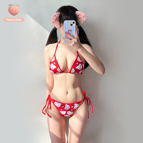 日系可爱少女比基尼泳衣