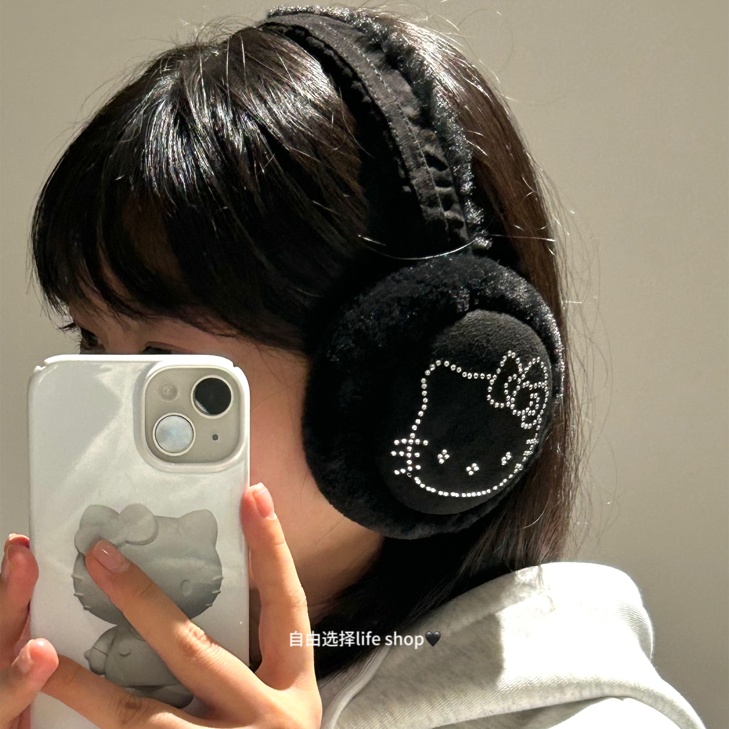 卡通简约kt黑色耳罩冬季保暖防寒