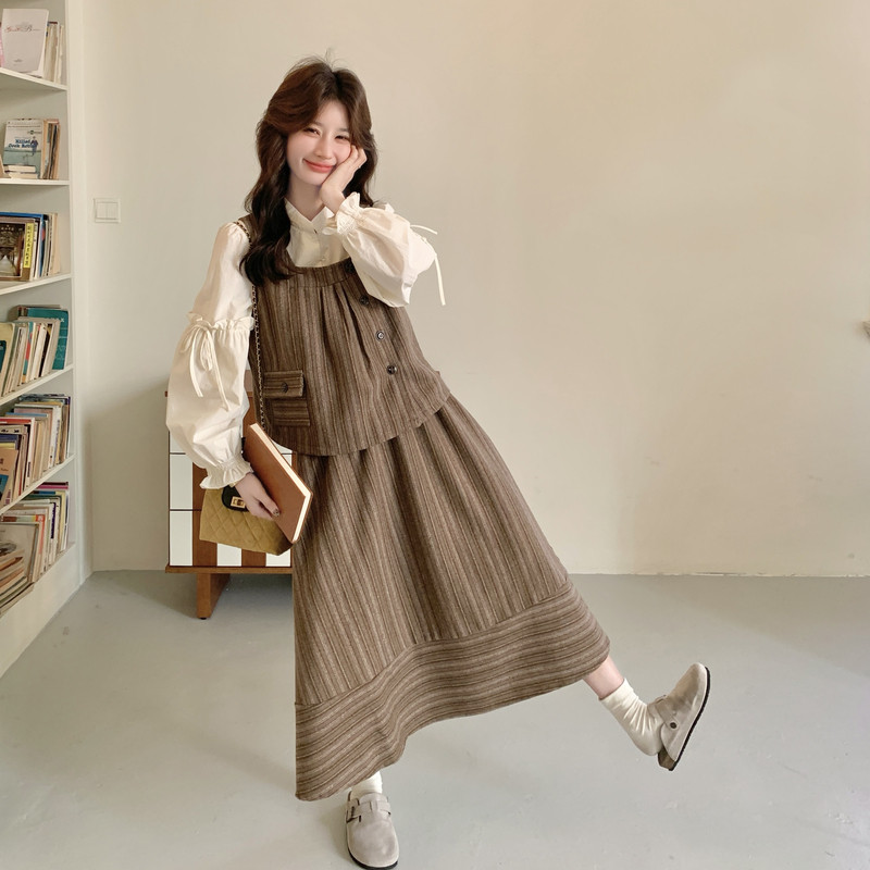 26春全新2B227灯笼袖马甲半身裙三件套389P225K368,女装套装/套裙,2B227
