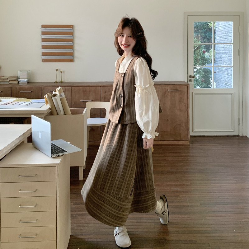 26春全新2B227灯笼袖马甲半身裙三件套389P225K368,女装套装/套裙,2B227