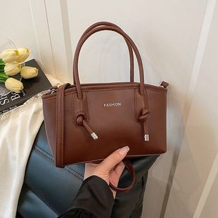 通勤包包女式 单肩包质感休闲百搭托特包 2024新款 秋冬复古流行时尚