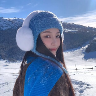 冬季北方零下防寒蓝色毛茸茸围巾帽子耳罩女保暖下雪地旅游三件套