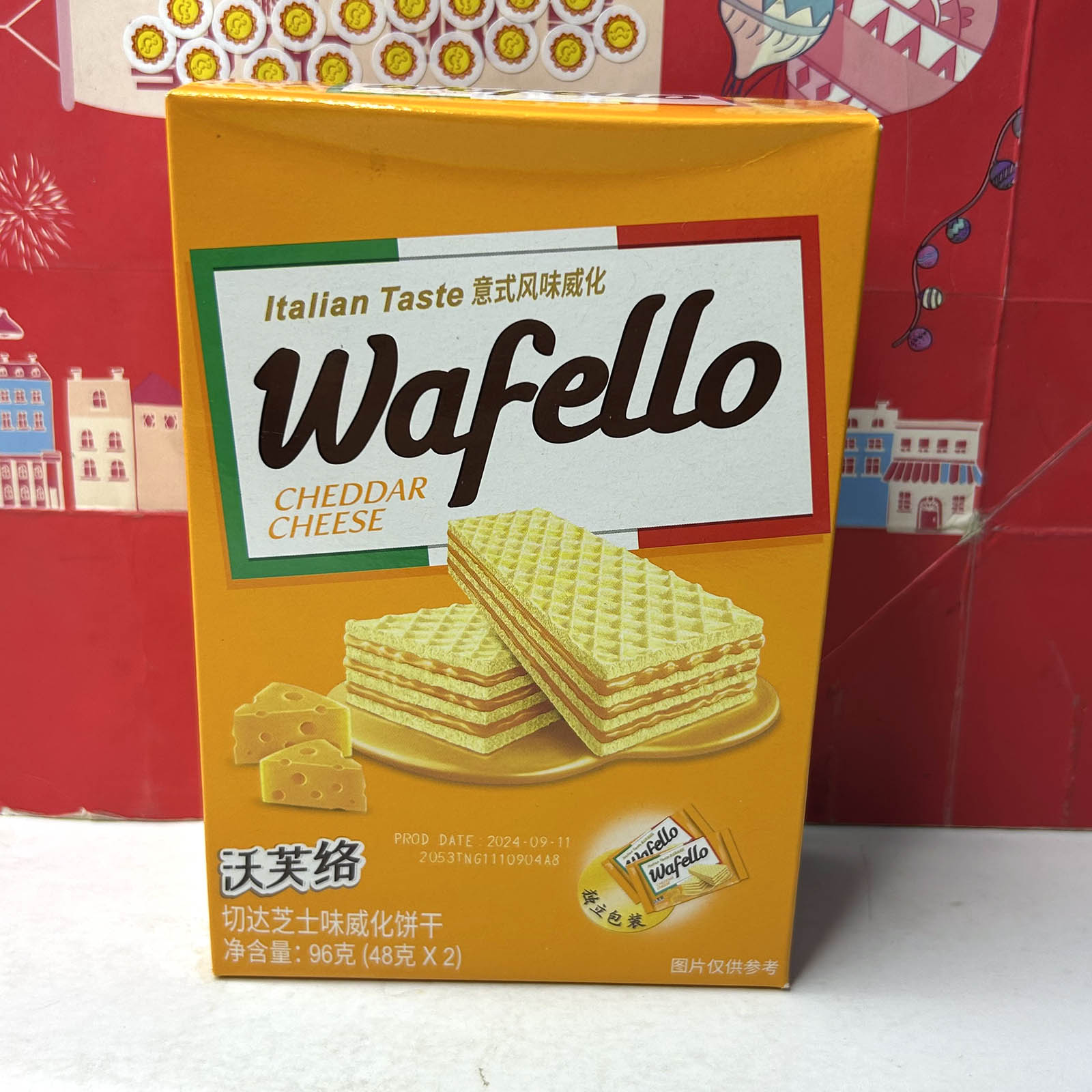 临期特价印尼进口切达芝士味/奶油芝士味威化饼干96g休闲零食小吃