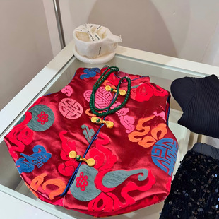 女童冬季新款马甲2026宝宝中国红喜庆夹棉背心儿童中国风坎肩上衣