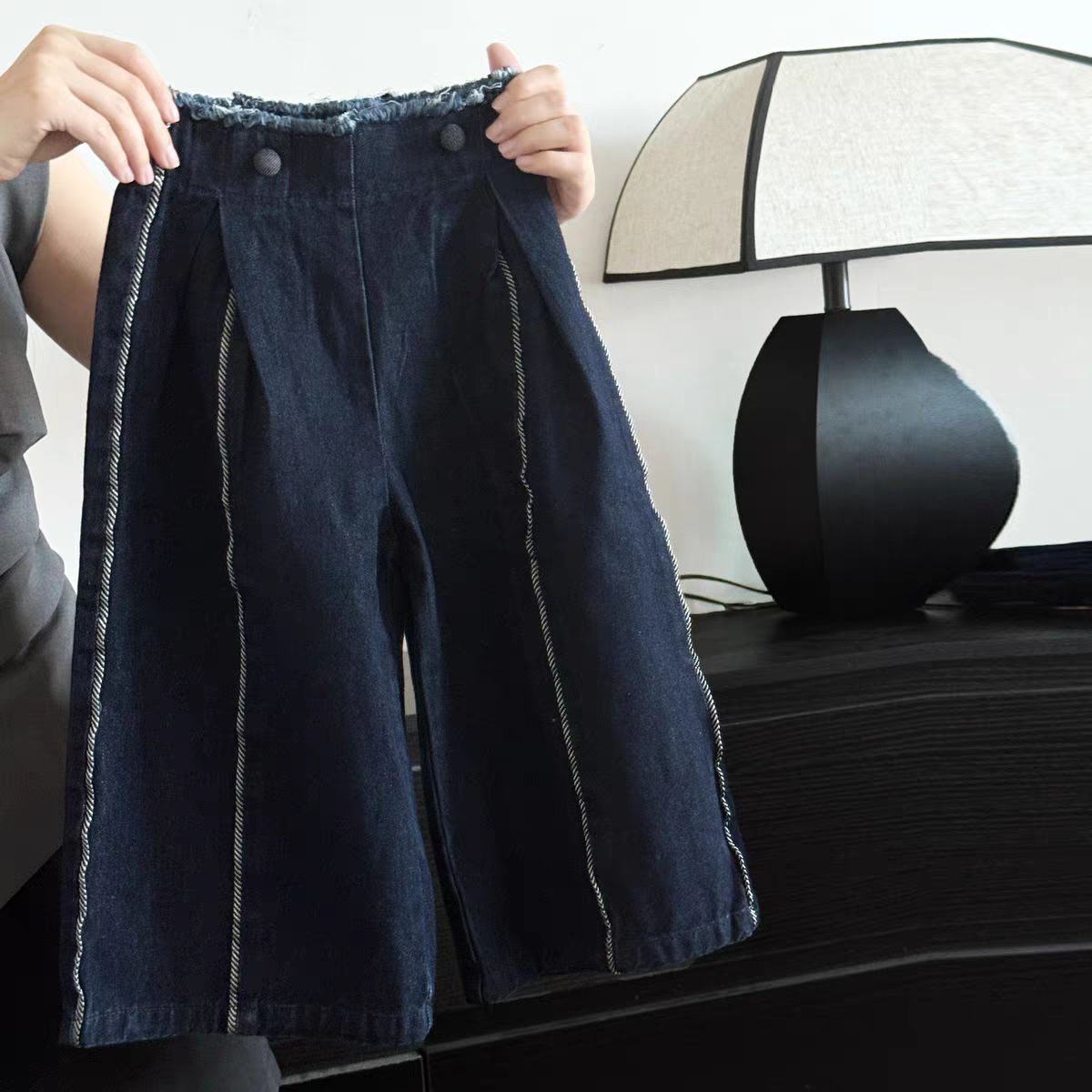 韩版女童牛仔裤条纹直筒潮