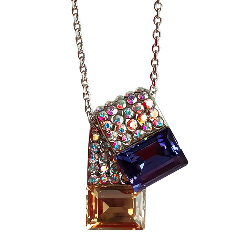 多彩水钻魔方吊坠铜镀白金项链