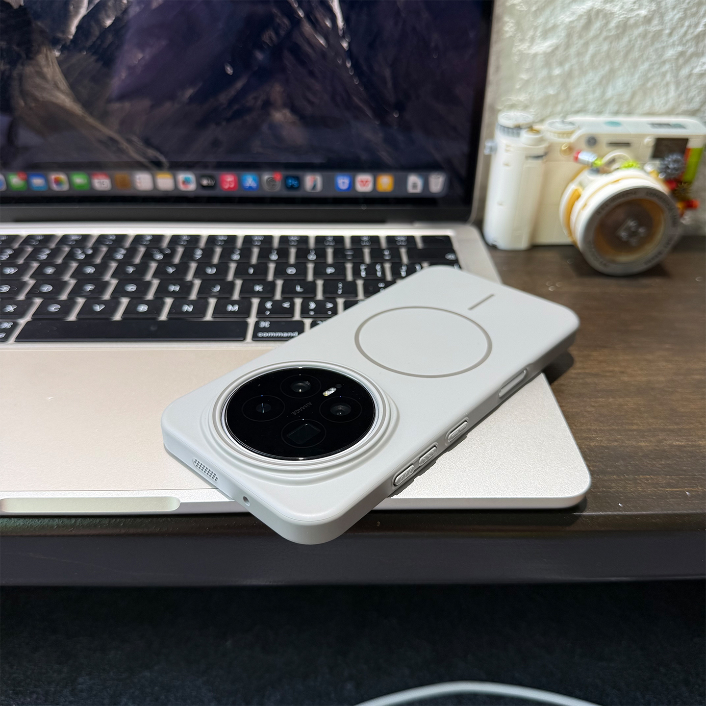 适用于荣耀magic8pro手机壳轻薄