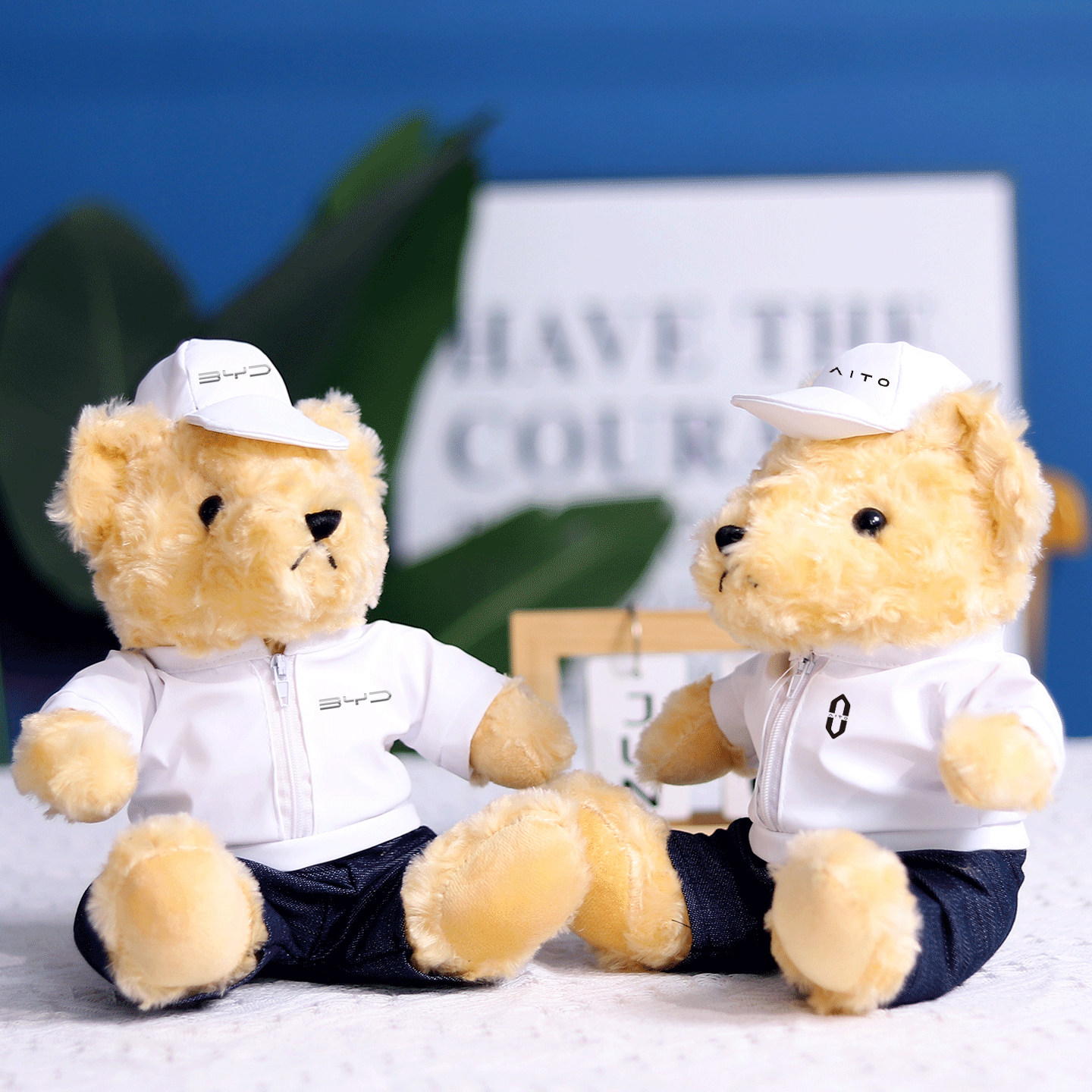 鸿蒙智行问界奔驰小熊极氪汽车泰迪熊公仔车载玩偶礼品定制logo