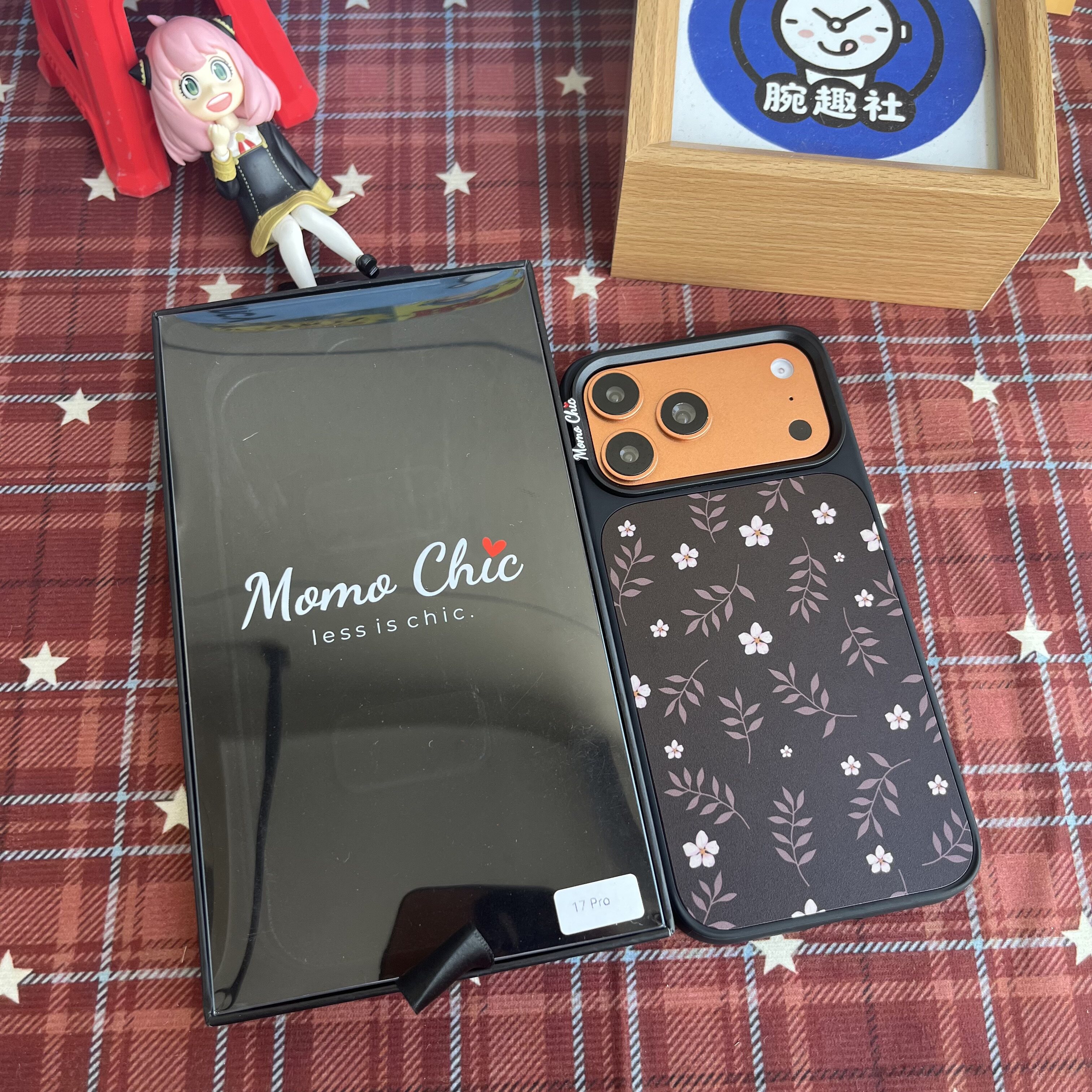 MomoChic暗夜花影磁吸手机壳