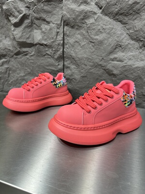 2026新款国风刺绣小白休闲鞋男运动透气时尚