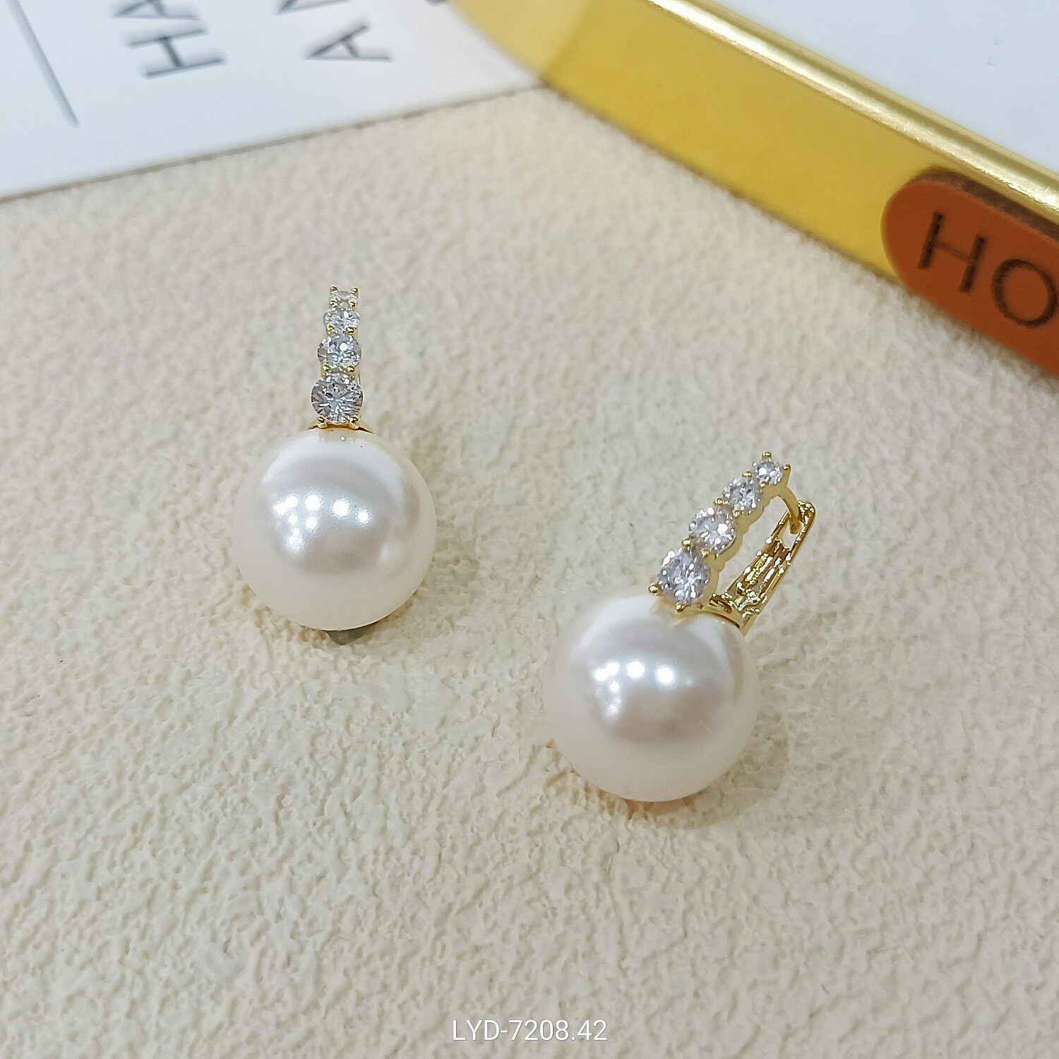 liyin/丽银锆石珍珠耳环女轻奢气质简约高级感耳坠独特设计感耳饰